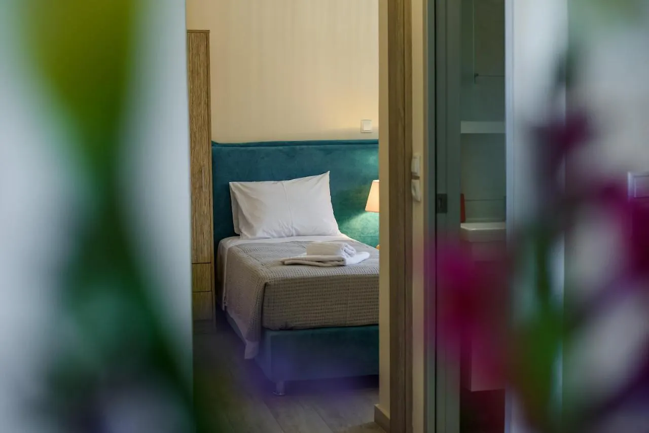 Bigblue Luxury Apartments Poros  Poros (Kefalonia)
