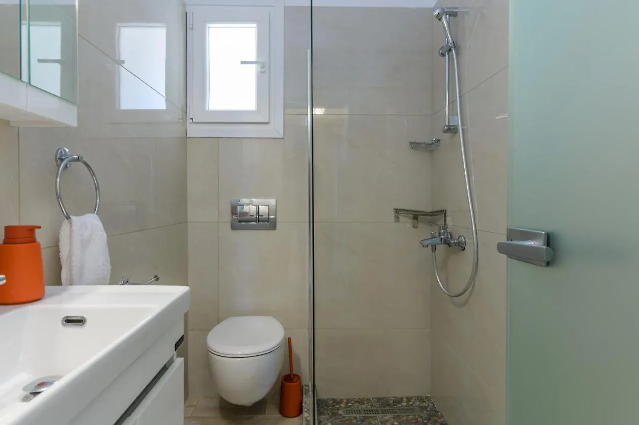 Bigblue Luxury Apartments Poros   Poros (Kefalonia)