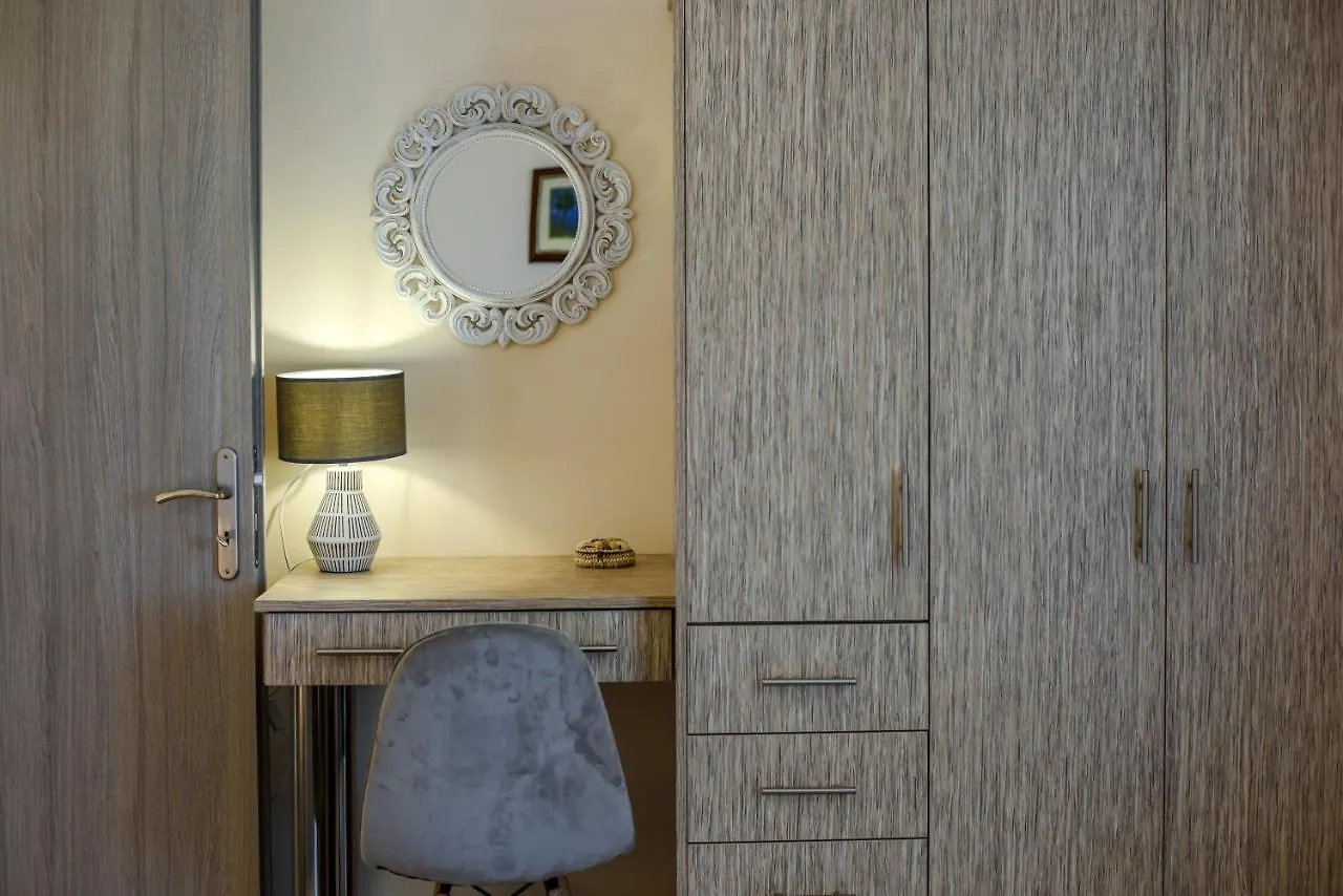 Bigblue Luxury Apartments Poros