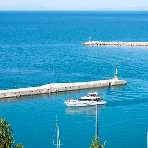 Faro Del Porto Διαμέρισμα